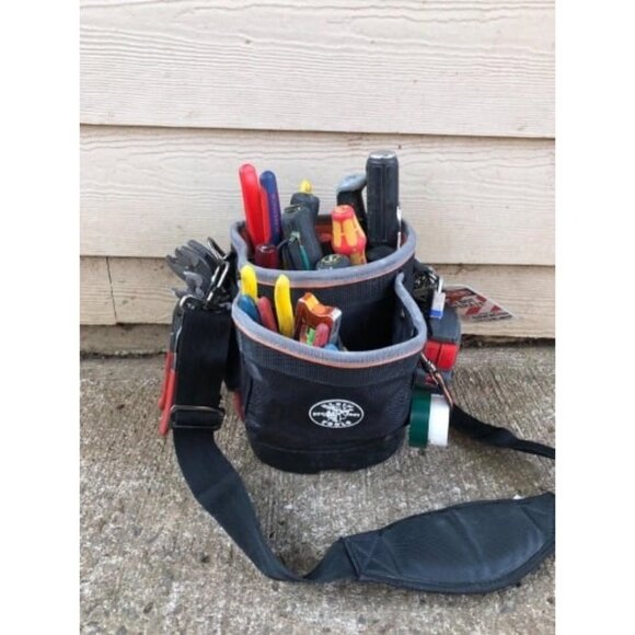 Tool Bag with Shoulder Strap Has 14 Pockets for Tool Storage - Picture 1 of 3